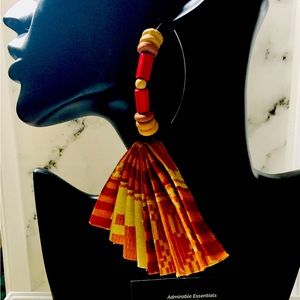 Beaded Drop fan earrings.